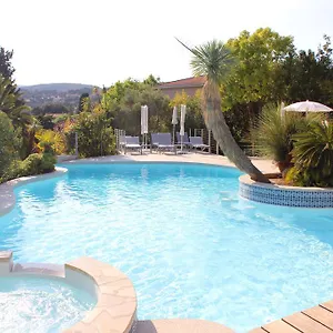 3* Hotel Royal