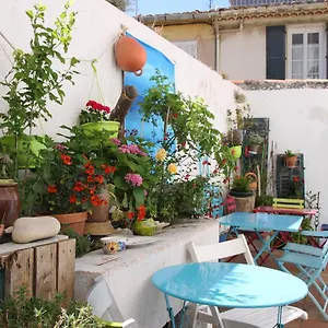  Hostel Au Petit Chez Soi
